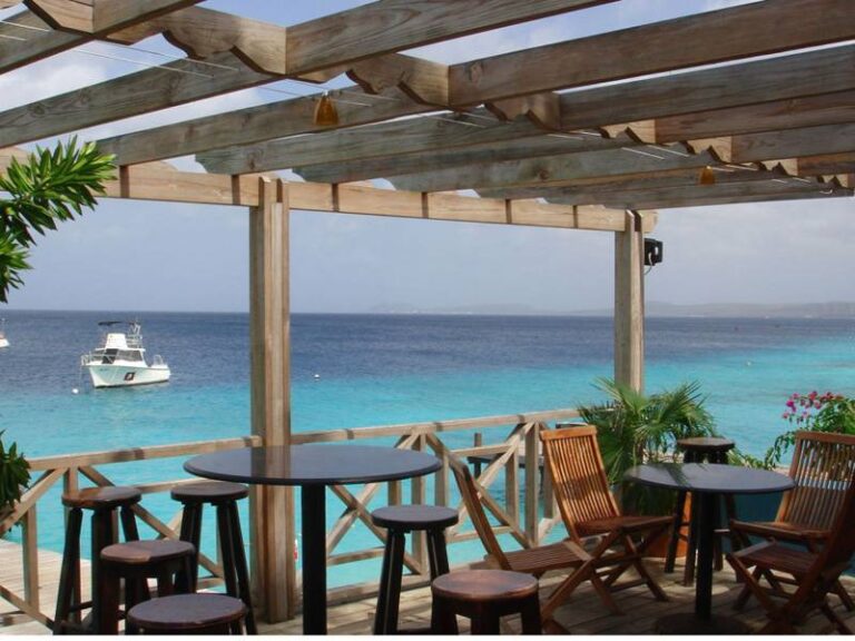 captain dons resort bonaire