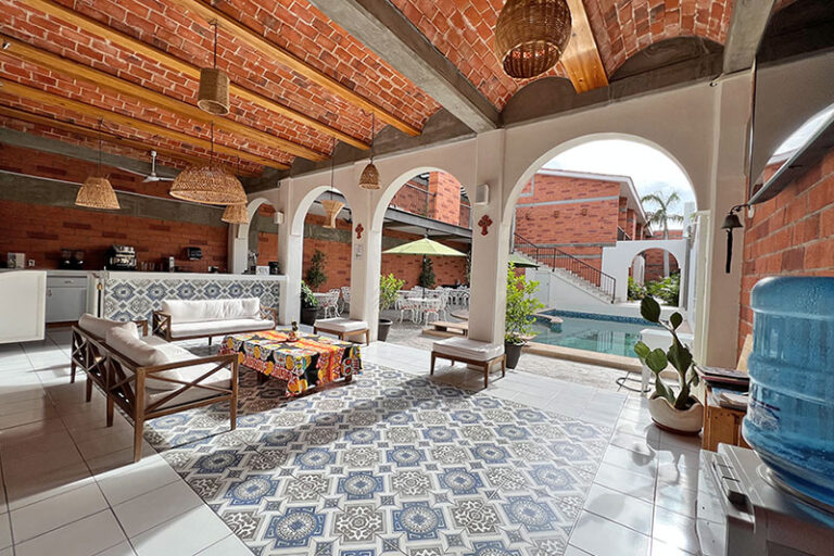 la paz villa carey
