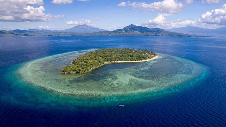 siladen dive resort